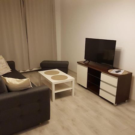 Kaja Apartamenty Легница Екстериор снимка