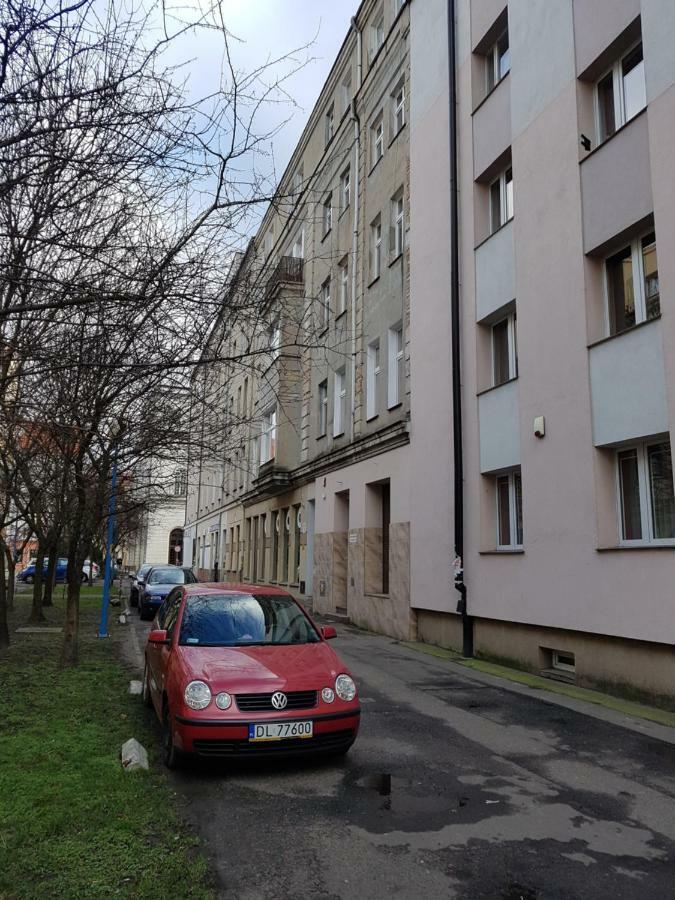Kaja Apartamenty Легница Екстериор снимка