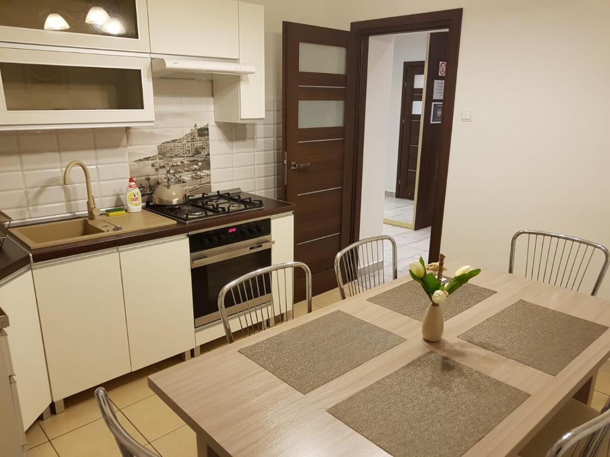 Kaja Apartamenty Легница Екстериор снимка