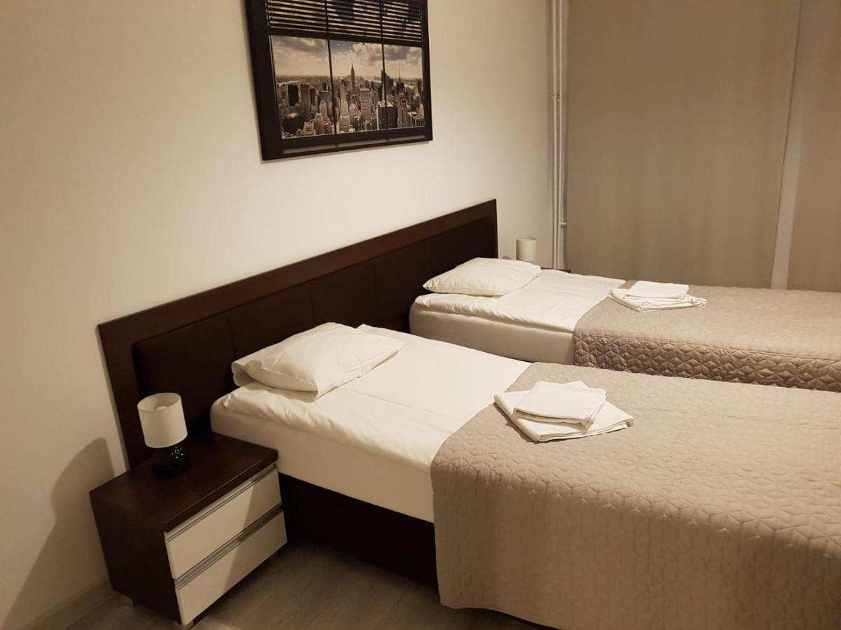 Kaja Apartamenty Легница Екстериор снимка
