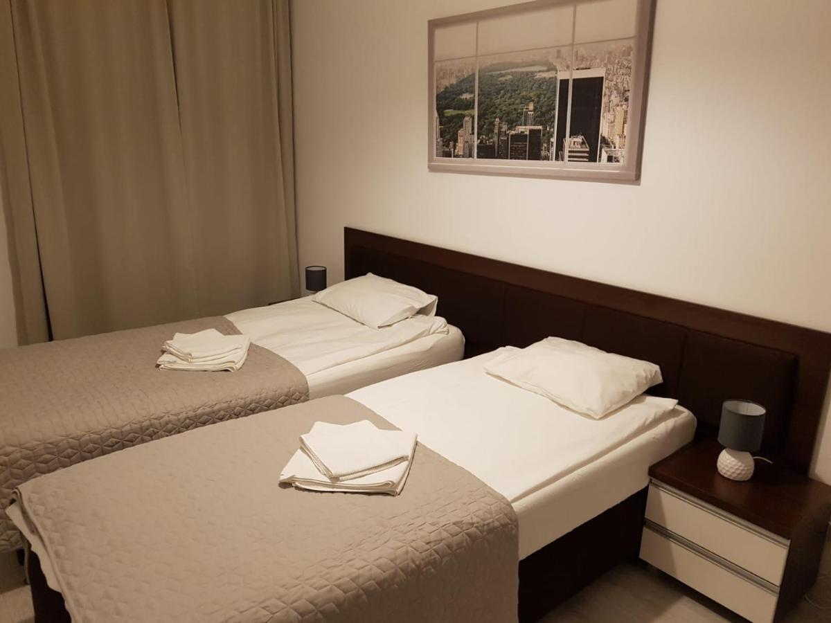 Kaja Apartamenty Легница Екстериор снимка
